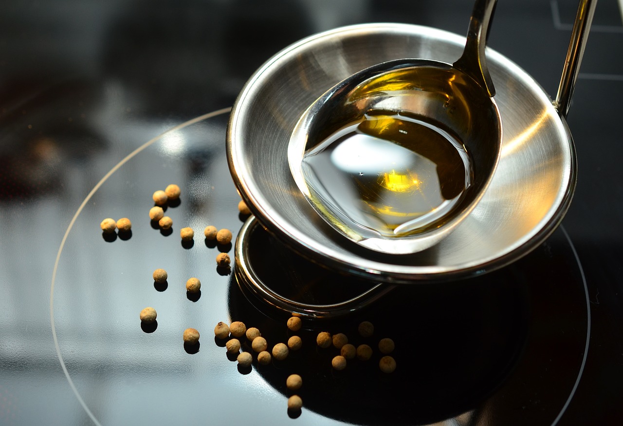 Produzione Olio Extra Vergine d'Oliva da cultivar Nocellara dell'Etna